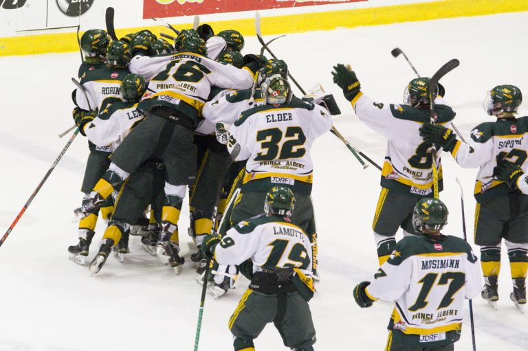 Mintos edge Contacts in OT thriller