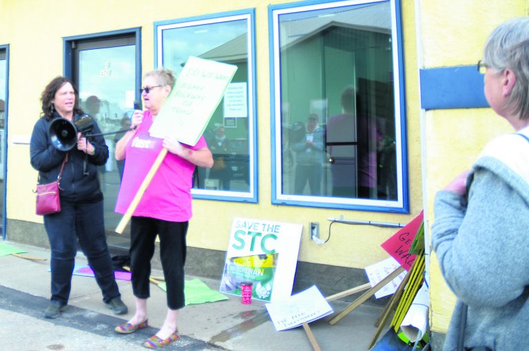 Protesters demand return of STC