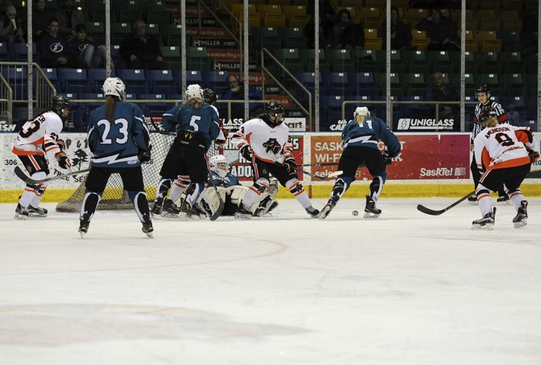 Bears beat down Battlefords for series sweep