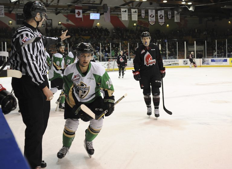 Raiders push Warriors to Game 7; win 5-4 Sunday in P.A.