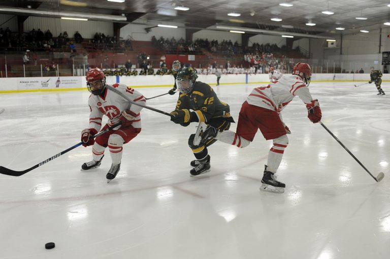 Mintos get ‘wake-up call’ in game 1 vs. Hounds