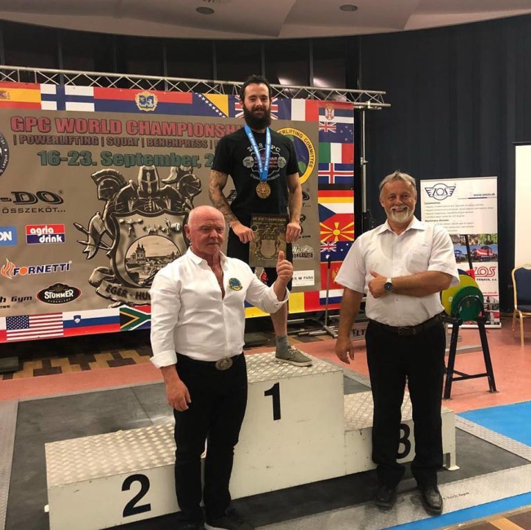 Prince Albertan earns powerlifting world records