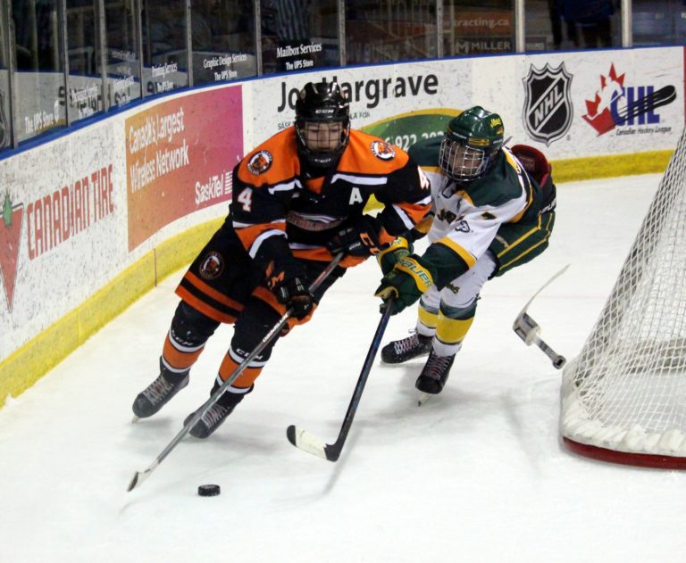 Mintos return to win column at home