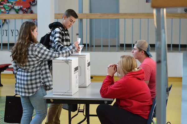 Mock election gives Prince Albert high school students voting experience