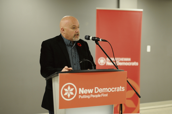Behind the bargaining — Unifor 1-S president talks strike strategy during presentation for provincial NDP