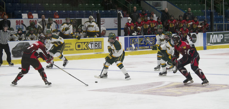 Blackhawks hand Mintos second straight loss