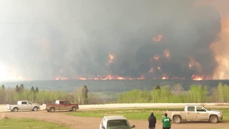 Weather gives firefighters help as English Wildfire growth slows