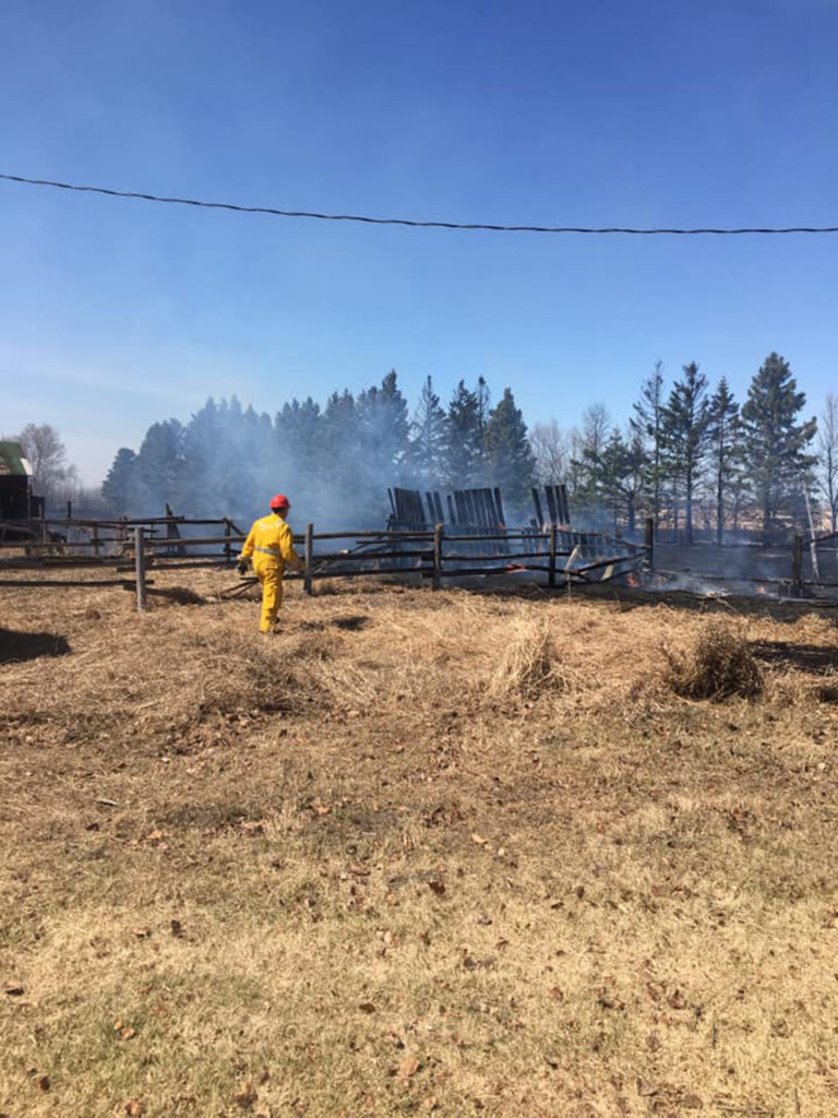 Lakeland fire department extinguishes 10 acre and 20 grass acre fires over past two days