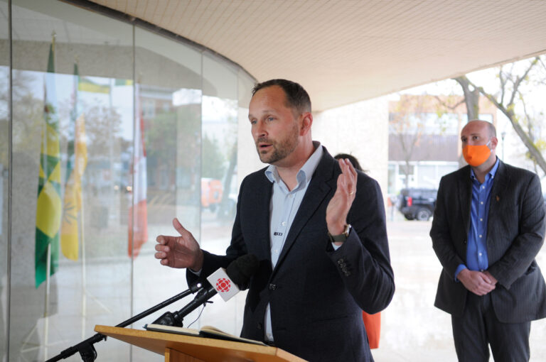 Meili addresses COVID-19 measures in speech to municipalities convention