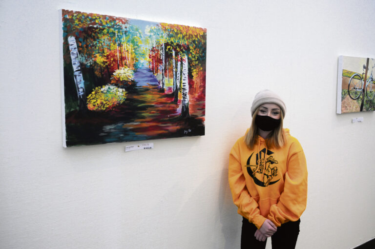 Teen artist’s exhibition shows beauty of the city