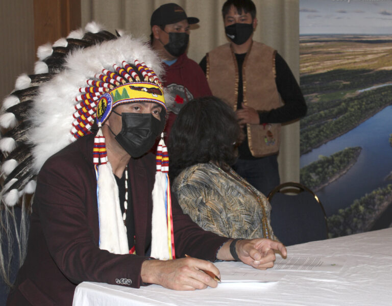 Cumberland House Cree Nation calls on premier to meet over water supply