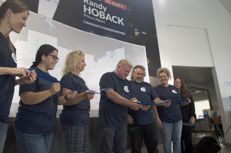 Hoback touts O’Toole’s leadership at campaign office opening in Prince Albert
