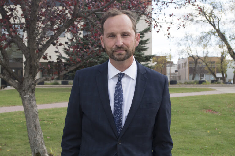 Ryan Meili calls for omicron plan, fast booster rollout