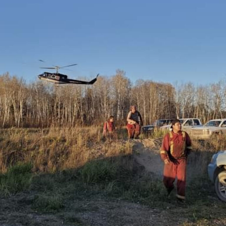 Red Earth and Shoal Lake Chiefs call on provincial government to mobilise more wildfire fighting resources following evacuations