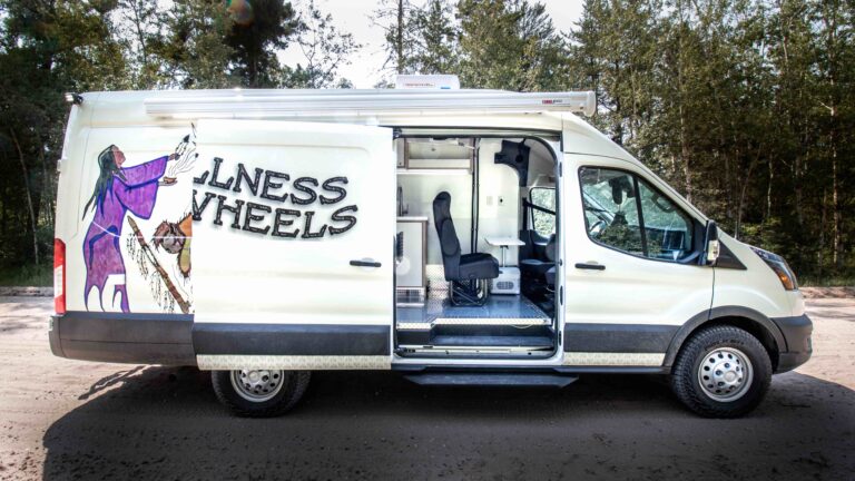 Off the grid medical van brings mobile healthcare to northern communities