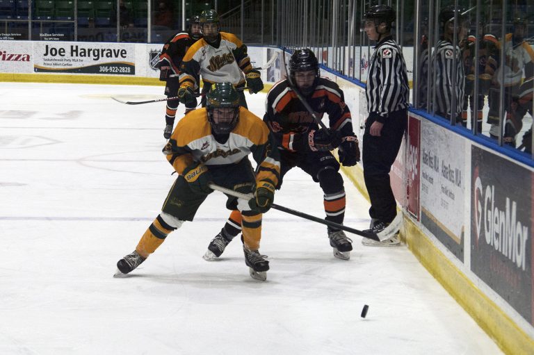 Mintos outshoot Contacts, but fall 3-2 at Art Hauser Centre