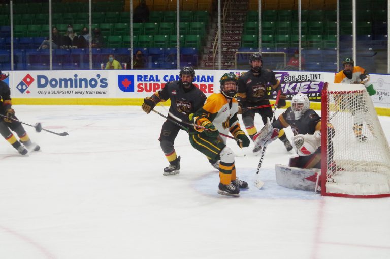 Mintos to take on Wildcats in first round of playoffs