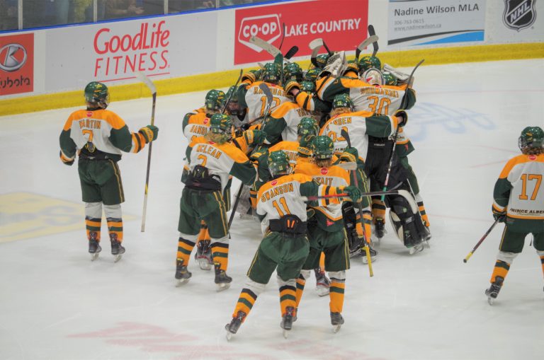 Mintos come away with 3-2 double overtime win over Wildcats; first round series tied 1-1