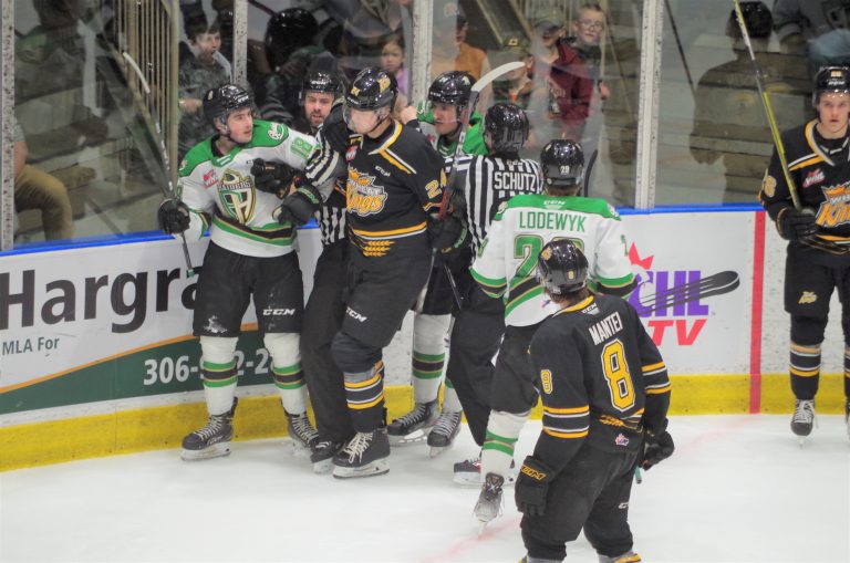 Wheat Kings down Raiders 4-2 in heated Friday rematch