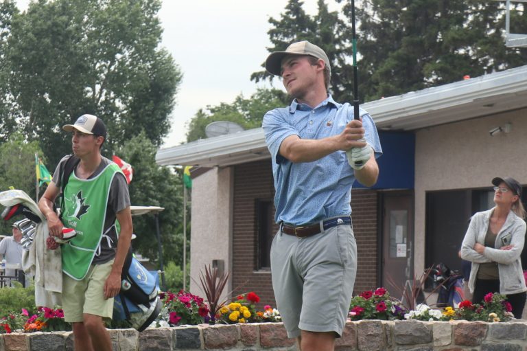 Timmerman takes lead at Men’s Amateur, Grieve and Fry tops on women’s side