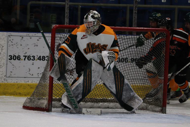 Kraus, Tait lift Mintos to shootout victory over Contacts