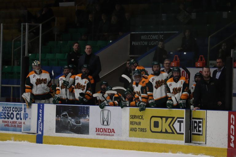 Mintos drop back-and-forth affair in Game 2 loss to Regina