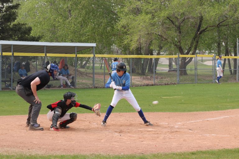 U18 Royals swept in home opening doubleheader