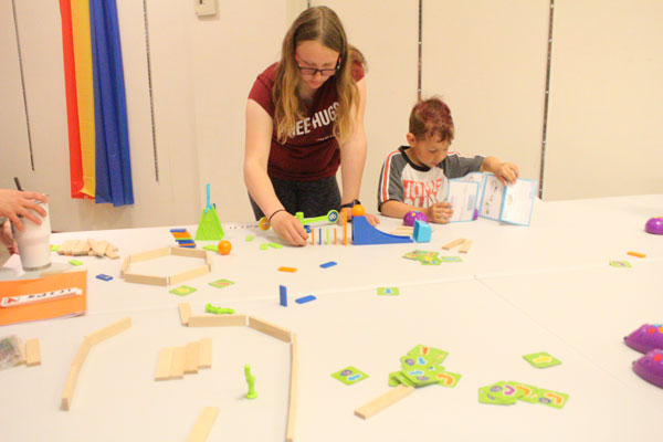 Science Rendezvous brings hands-on activities to the Science Centre