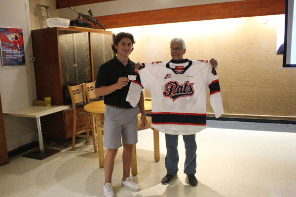 Howe gives back to community organizations through jersey raffle