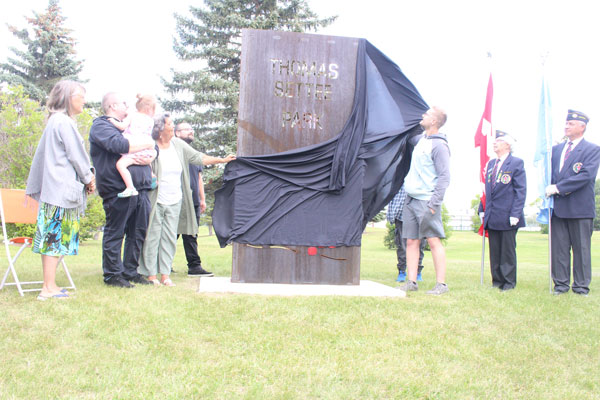 Thomas Settee Park unveiled to remember First Nations veteran and athlete