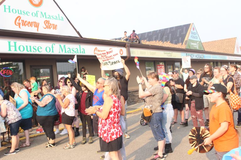 Large Prince Albert crowd demonstrates against provincial pronoun policy
