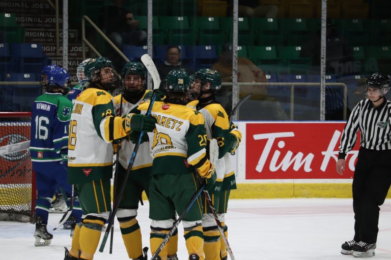 Pair of power play goals power Mintos past Swift Current