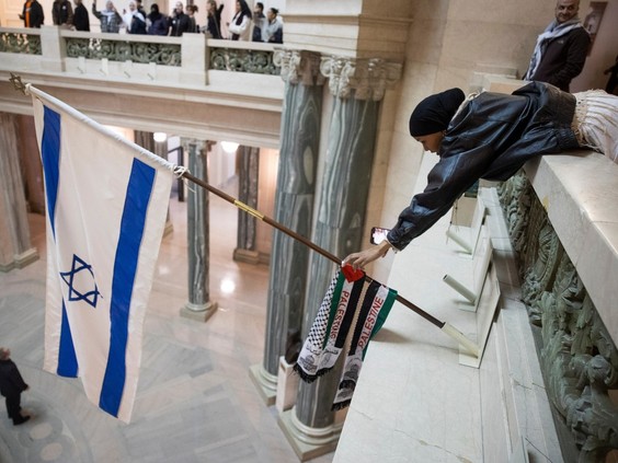 Group calling for Gaza ceasefire removed from legislature