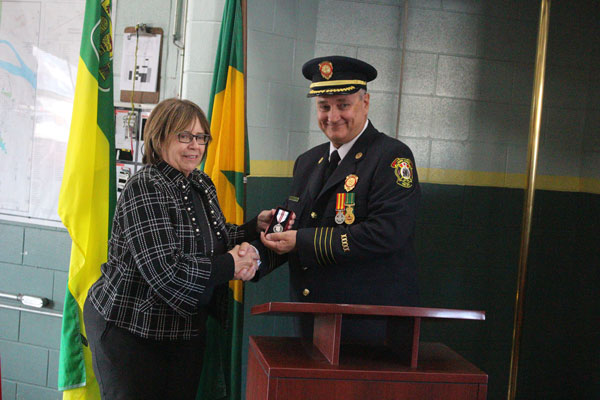 Deputy Fire Chief surprised with final Saskatchewan Queen’s Platinum Jubilee Medal