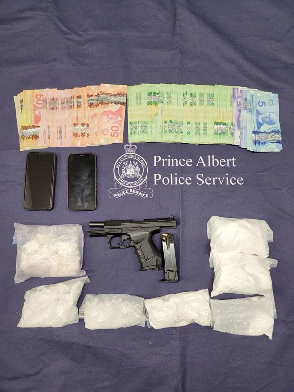 Two Ontario men arrested on various drug trafficking charge