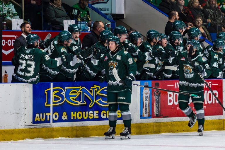 Silvertips hold on, edge Raiders in overtime